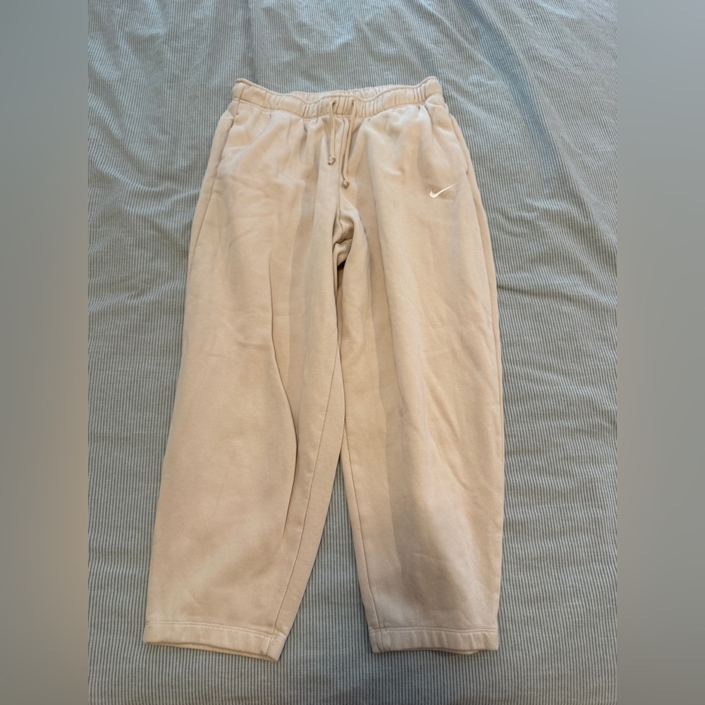Nike Men's Beige Joggers Open Hem
